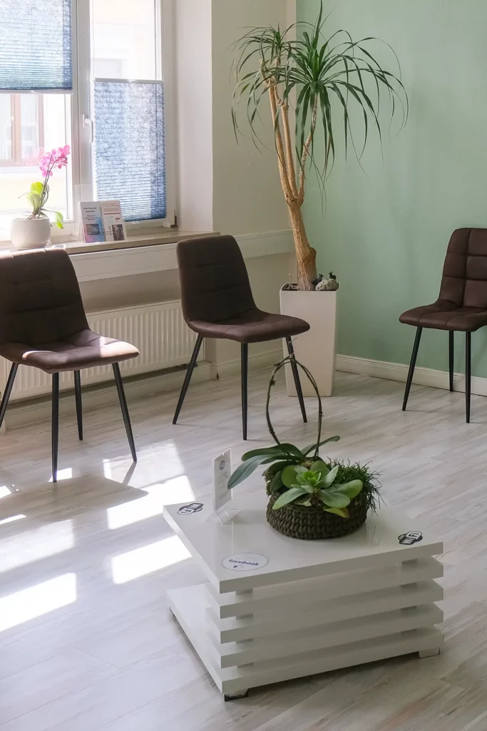 Zahnarztpraxis Dr. Eck - Wartezimmer